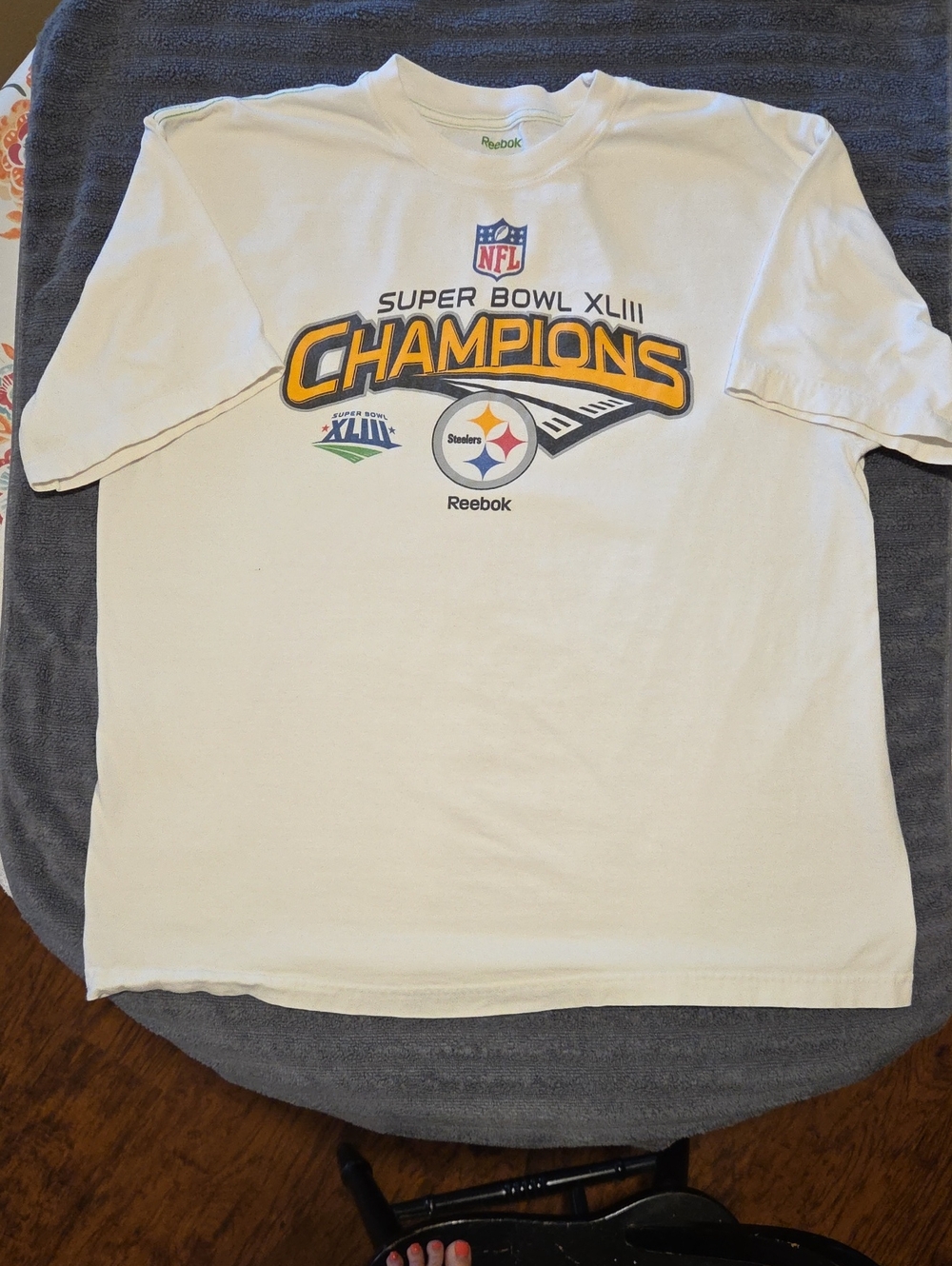 Reebok White Super Bowl XLIII Champions Steelers Graphic Tee